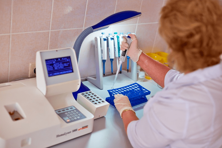 البحوث المختبرية