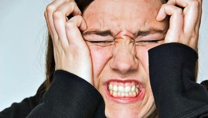 الاضطرابات النفسية بسبب الطفيليات